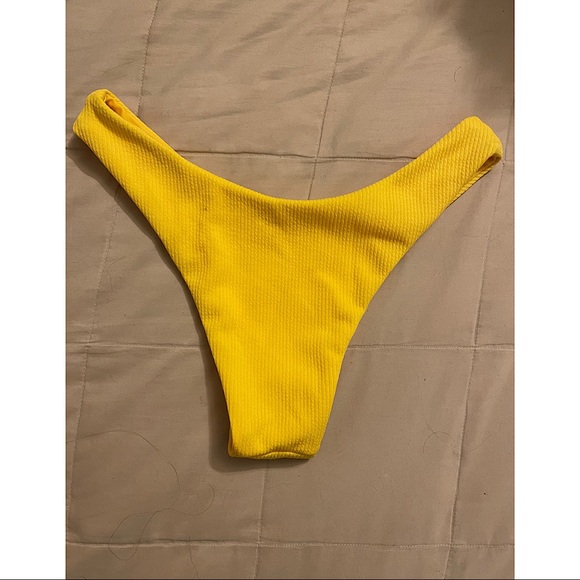 SOLD - Picture 3 of 4